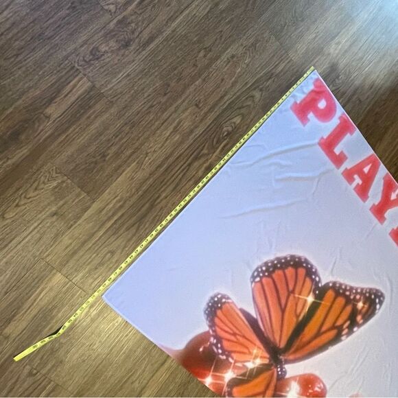 Playboy Spring 2019 Magazine Cover Photo Wall Hanging Butterfly - Picture 3 of 5